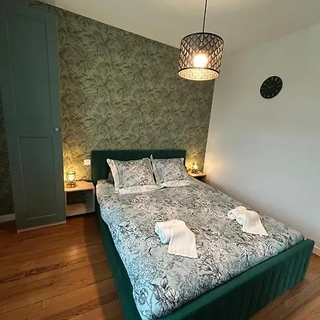 Le Des Pyrénées * Lourdes